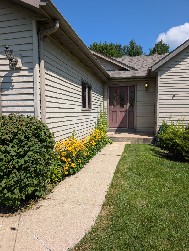 1218 Point O Woods Dr - Photo 3 of 46