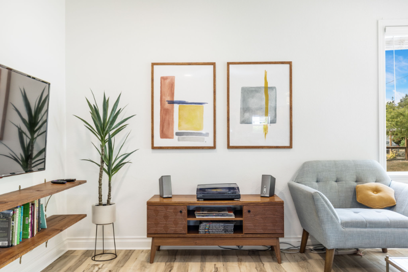 8626 13th Ave Sw - Photo 4 of 20