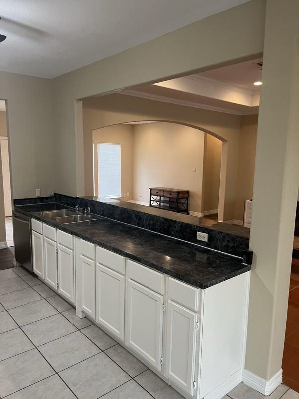 1944 Hillcroft - Photo 5 of 21