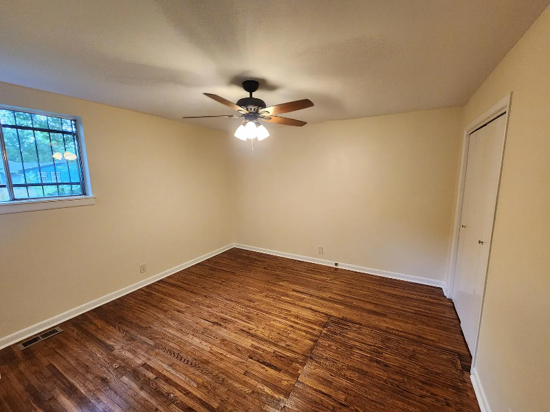 2415 Meharry Blvd - Photo 2 of 8