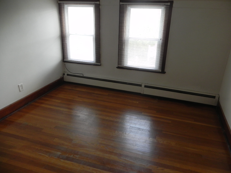 18 Franklin St #C - Photo 2 of 16