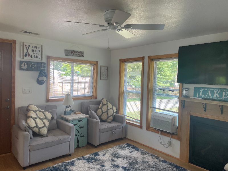 112 Dale Dr - Photo 2 of 16