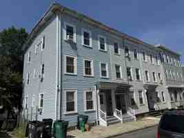 featured image of 27 Woodward St #3