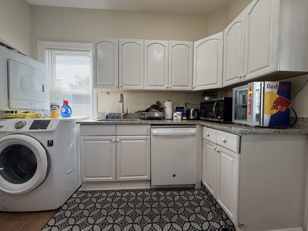 27 Woodward St #3 - Photo 7 of 17