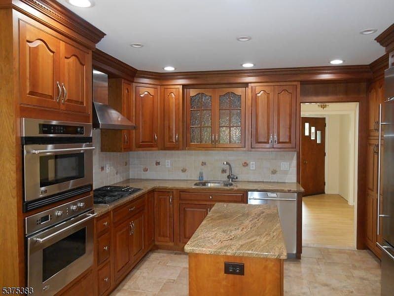 4 Sage Dr #NA - Photo 2 of 13