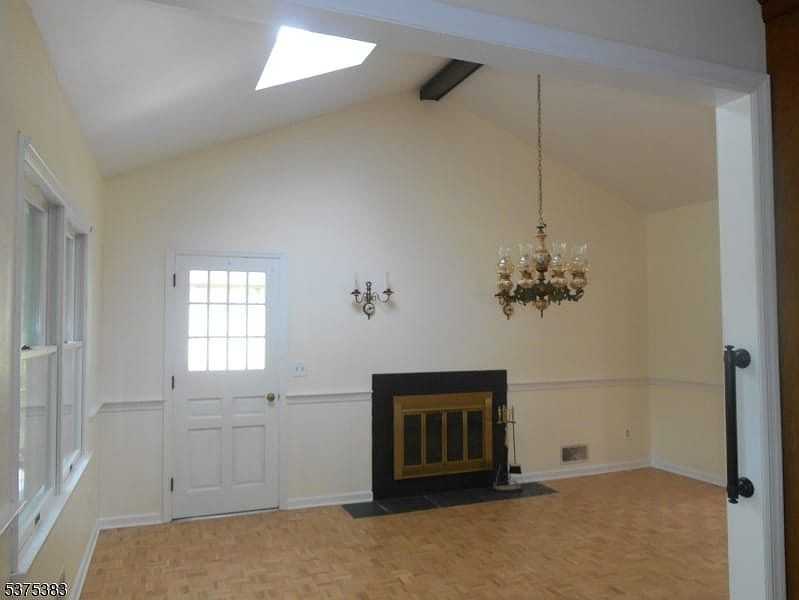 4 Sage Dr #NA - Photo 3 of 13