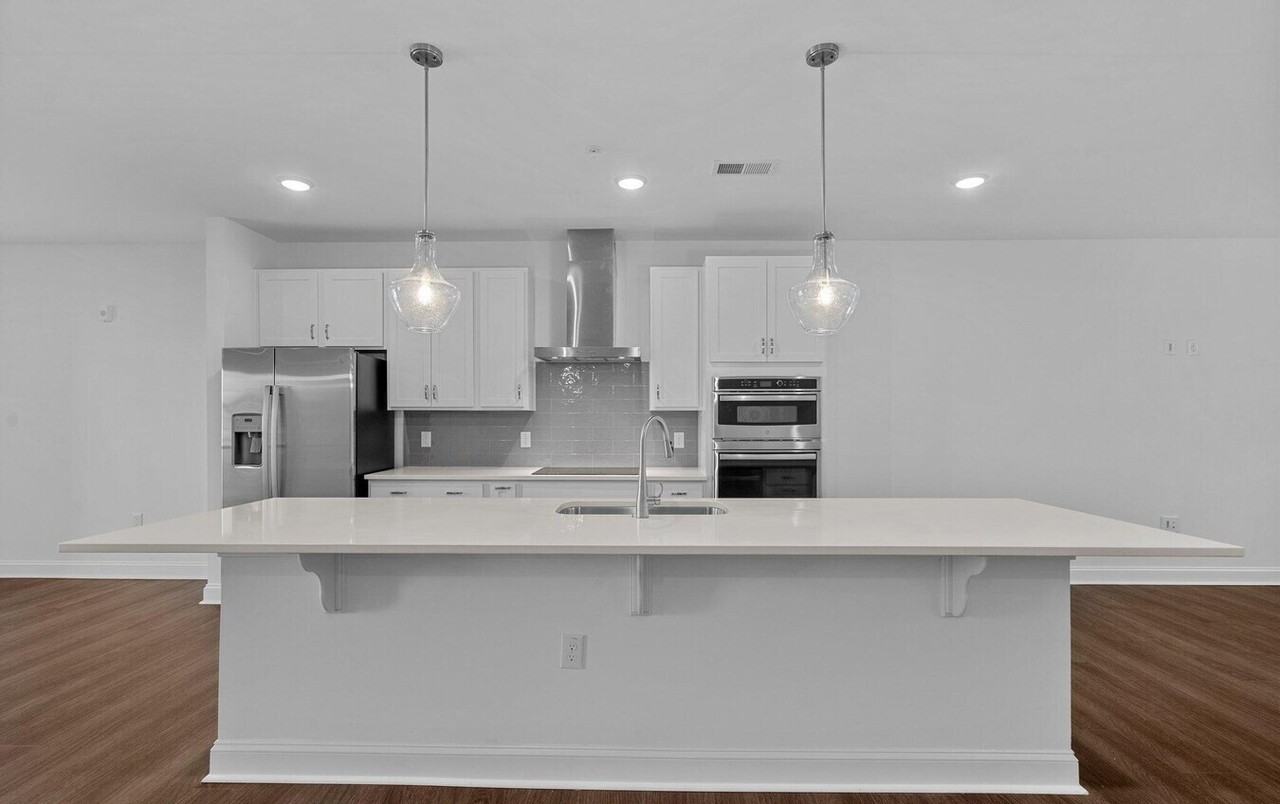 113 N Franklin St #200 - Photo 2 of 41