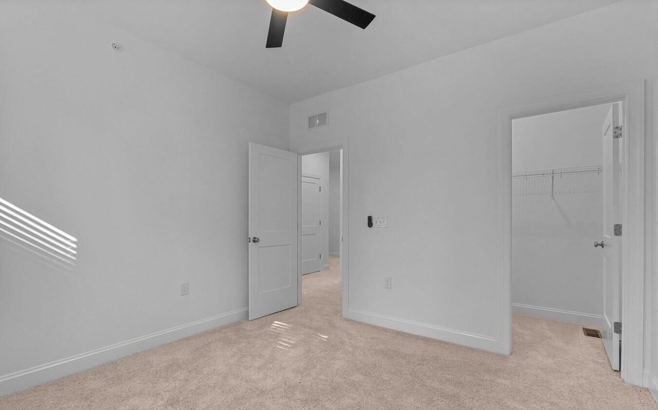 113 N Franklin St #200 - Photo 6 of 41