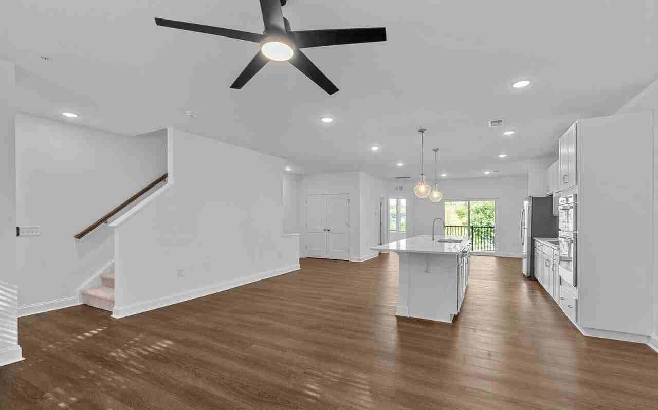 113 N Franklin St #200 - Photo 7 of 41