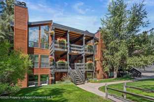 824 E Hopkins Ave - Photo 1 of 1