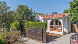 4031 Edenhurst Ave - Photo 1 of 1