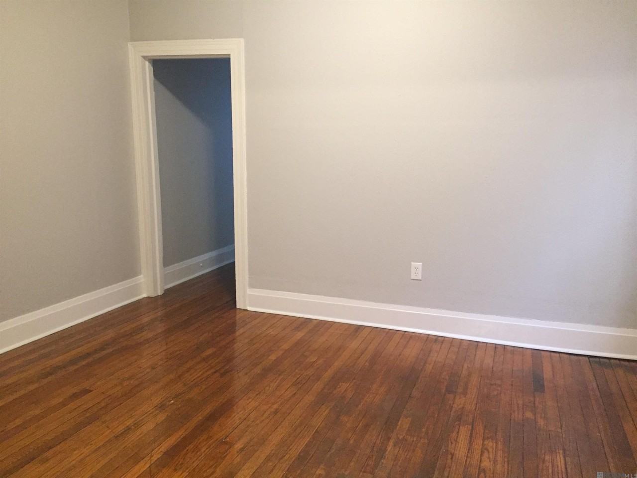 718 Park Blvd #3 - Photo 4 of 12