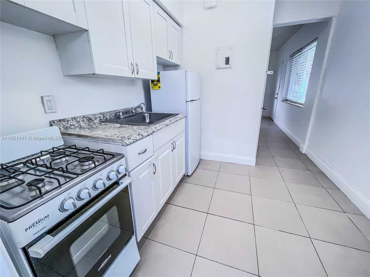 2499 Southwest 27th Street #9 - Photo 6 of 19