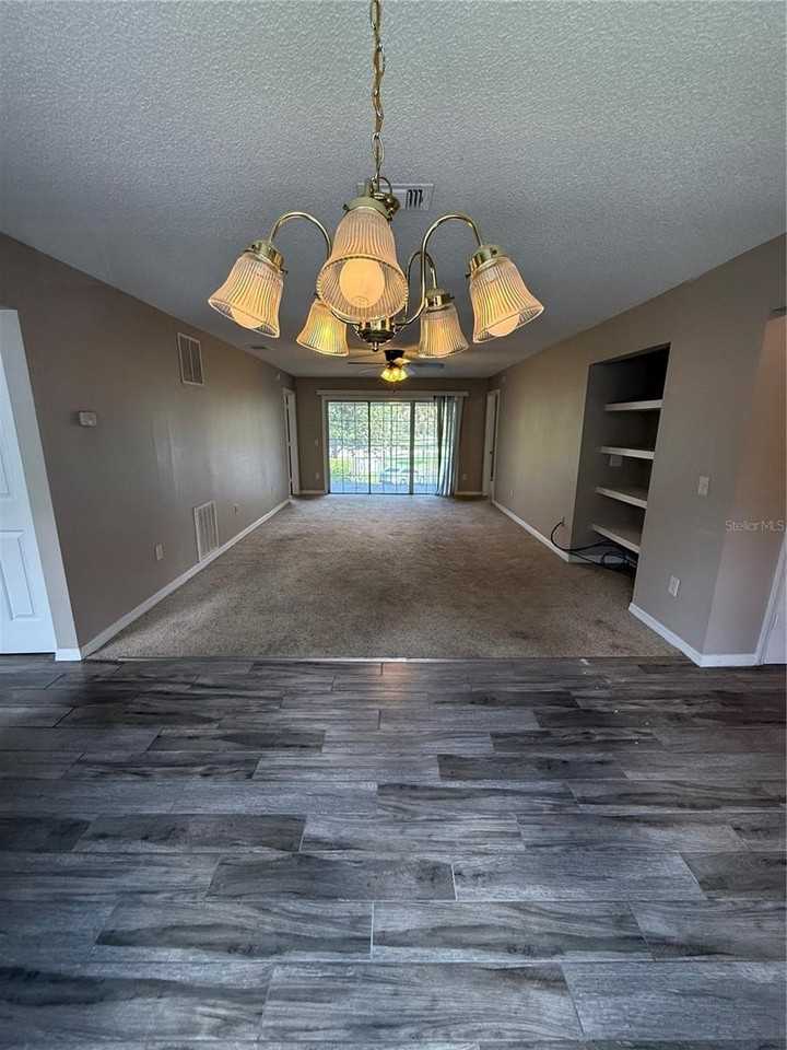 8209 Olympia Court - Photo 5 of 29