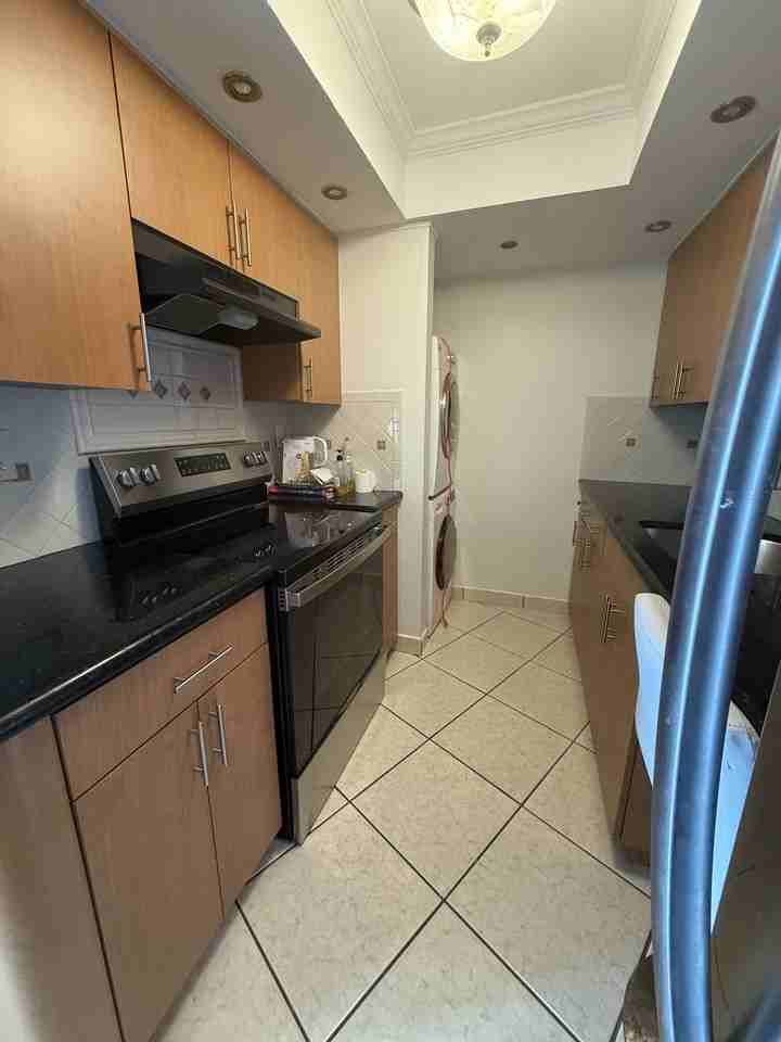 5033 Nw 7th St #410 - Photo 5 of 8