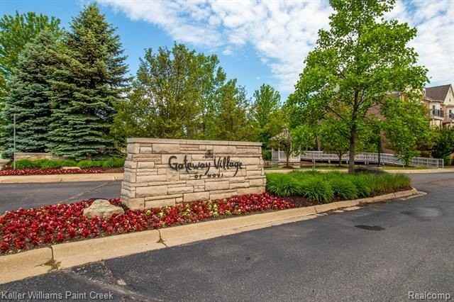 25585 Portico Lane - Photo 4 of 26