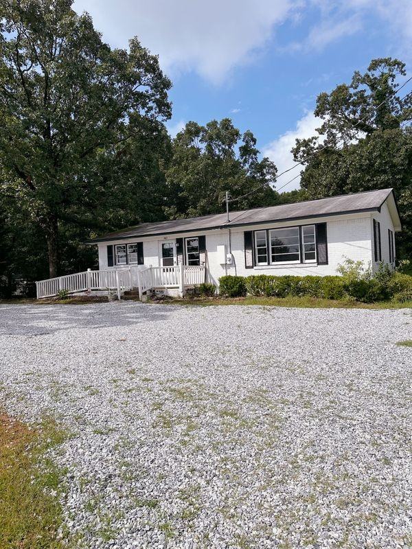 1463 Beacon Light Rd - Photo 2 of 15