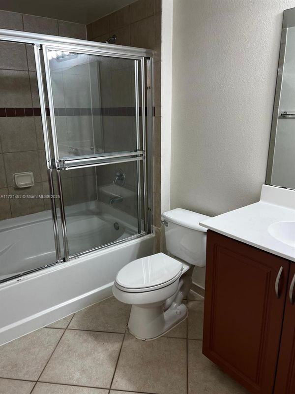 6482 Emerald Dunes Dr ##215 - Photo 5 of 9