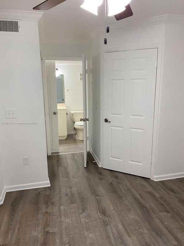 4871 Via Palm Lks ##871 - Photo 6 of 11