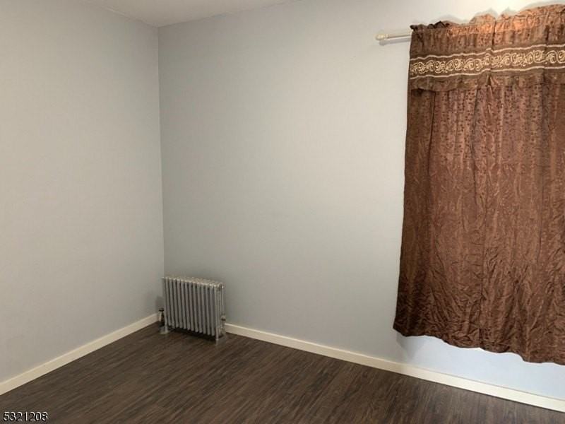 214 21st St - Photo 7 of 10