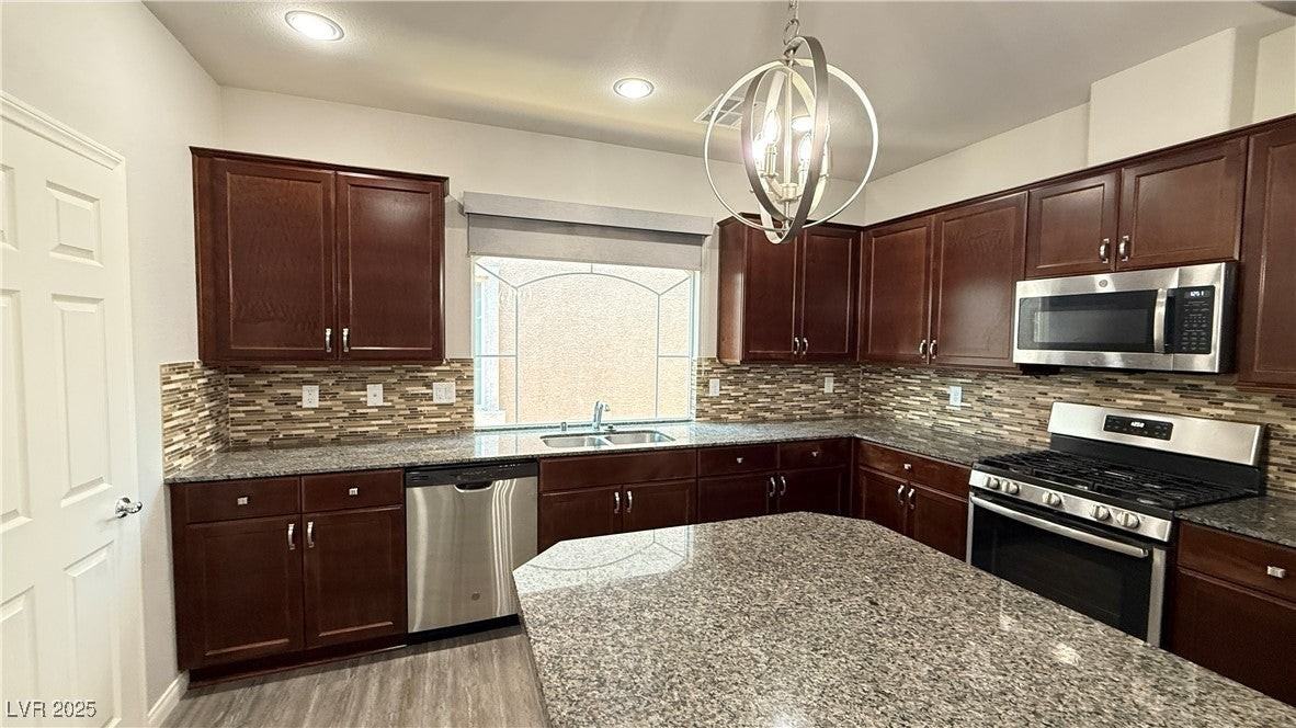 6556 Foley Estate Ave - Photo 2 of 30