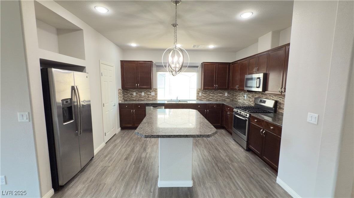 6556 Foley Estate Ave - Photo 4 of 30