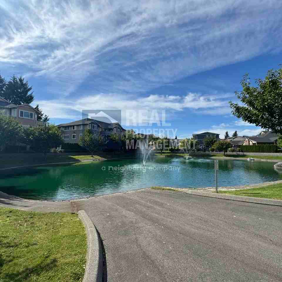 13413 97th Ave E #301 - Photo 7 of 10