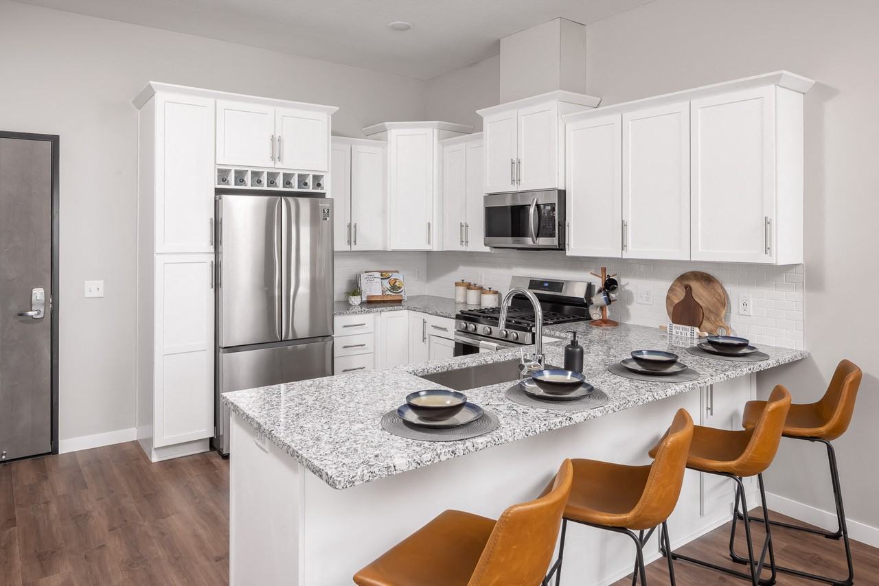 Lyra Apartments - Photo 2 of 35