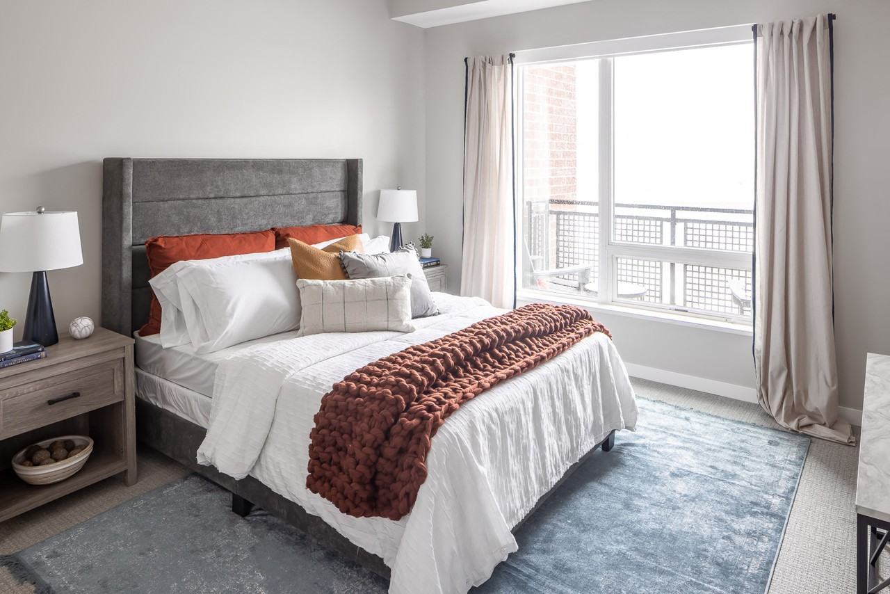 Lyra Apartments - Photo 3 of 35