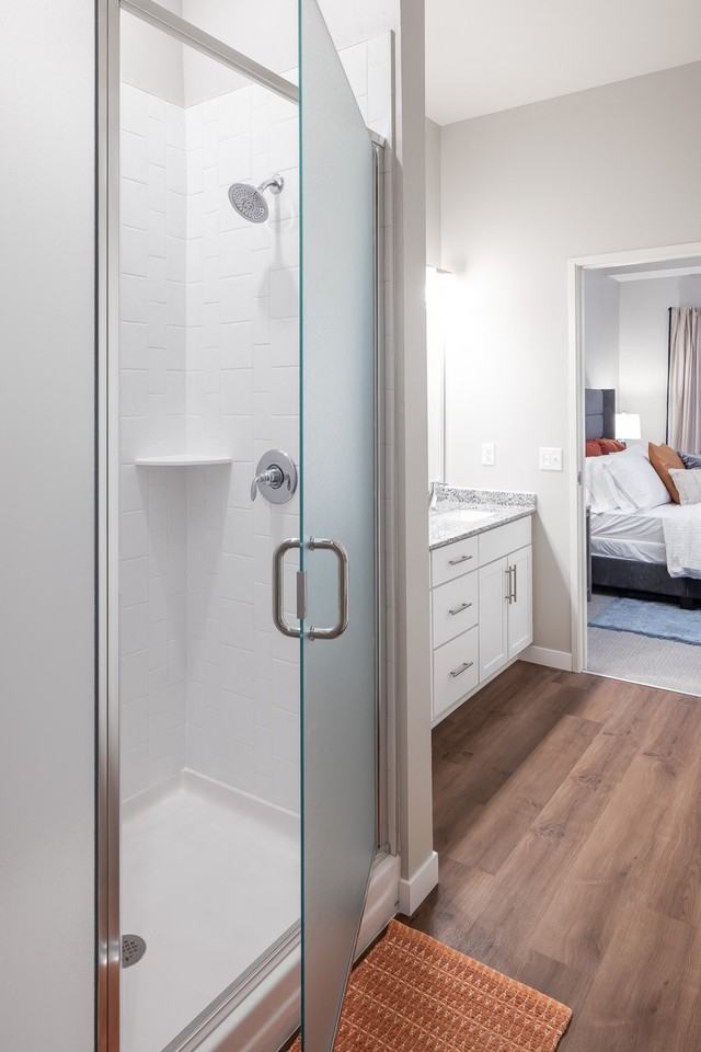 Lyra Apartments - Photo 5 of 35