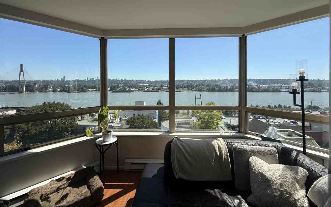 328 Clarkson St - Photo 3 of 22