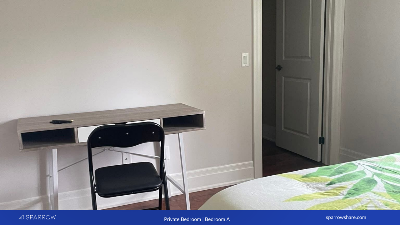 108A Hollis Avenue - Photo 3 of 8