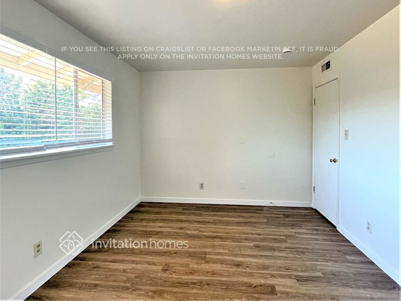 7030 Tamoshanter Way - Photo 7 of 13