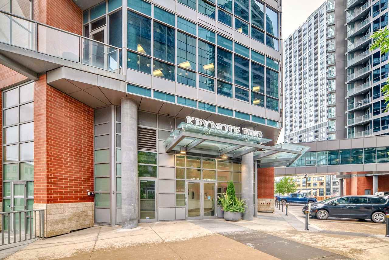 225 Keynote Tower Ii #1 - Photo 3 of 50