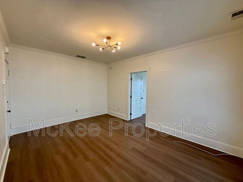 2144 1st Avenue - Photo 3 of 15