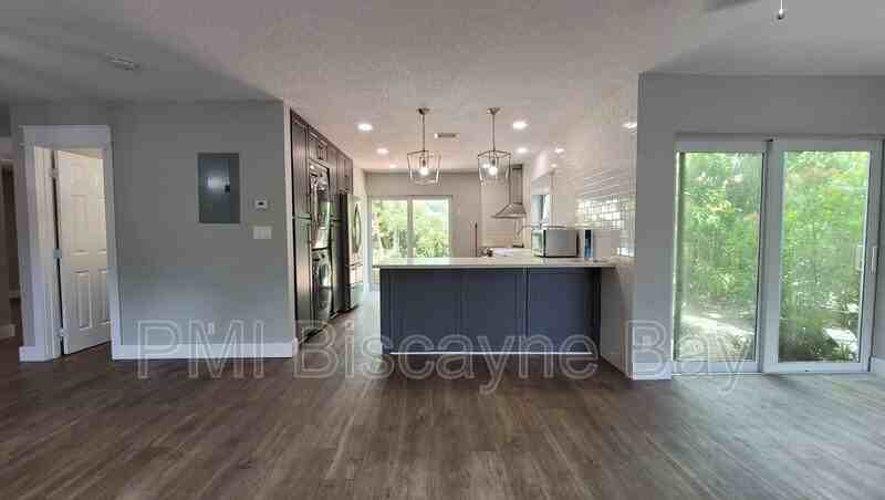 1309 Nw 89th Dr - Photo 3 of 16