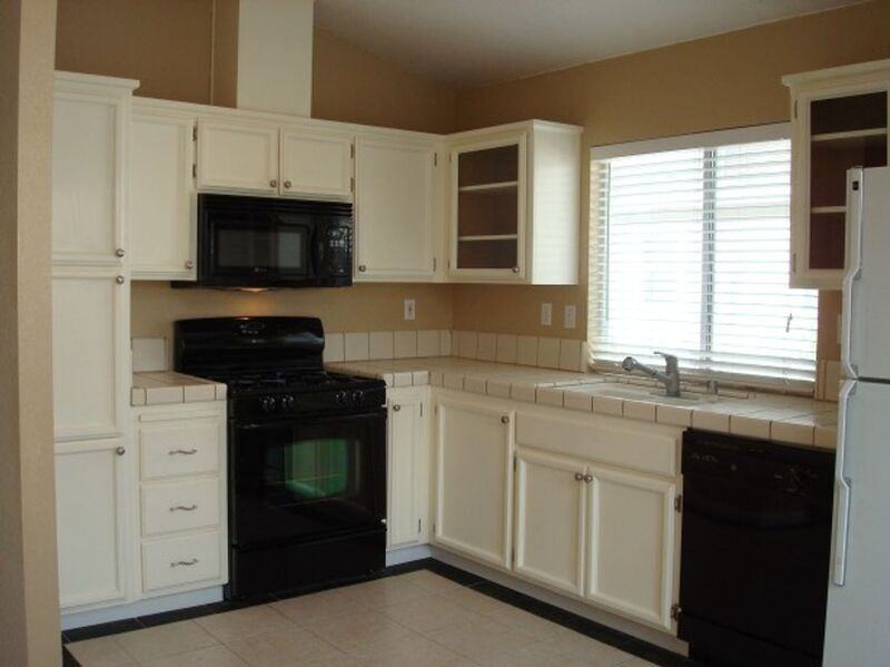 6777 Alamar Way - Photo 2 of 10