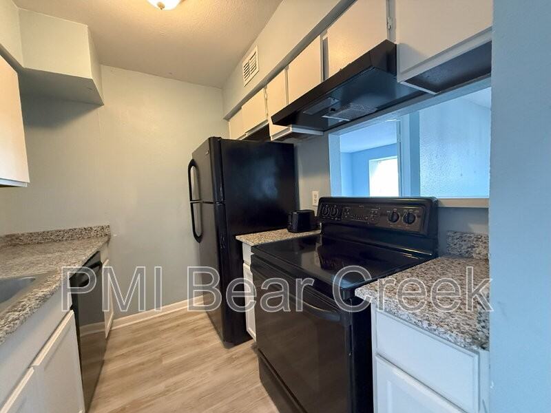 8523 Hearth Dr #35 - Photo 6 of 28