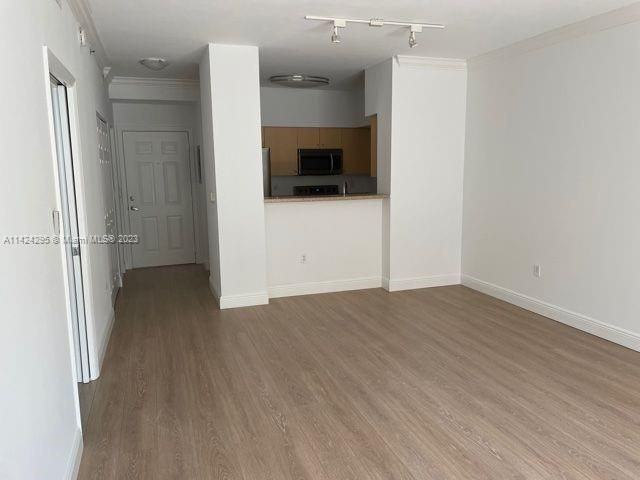 616 Clearwater Park Rd ##818 - Photo 4 of 12