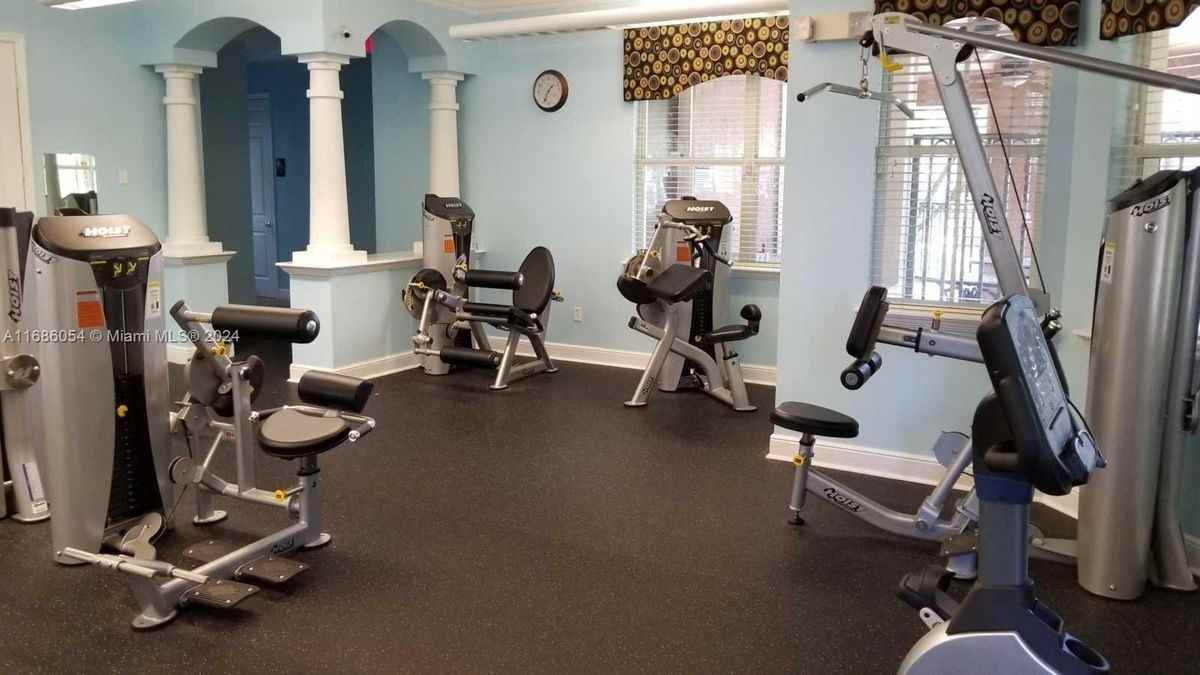 10342 Fox Trail Rd S ##342 - Photo 3 of 8