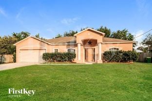 4423 Ponds Dr - Photo 1 of 1