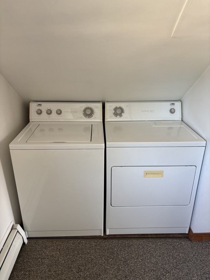 1703 26th St - Photo 6 of 10