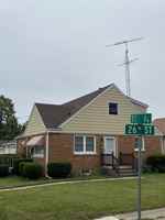 featured image of 1703 26th St #UPPER