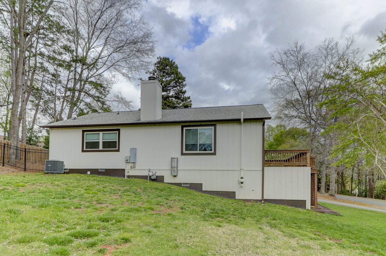 1164 Molokai Dr #NA - Photo 2 of 15