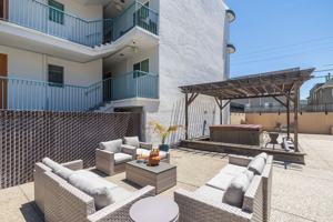 featured image of 257 Vernon St