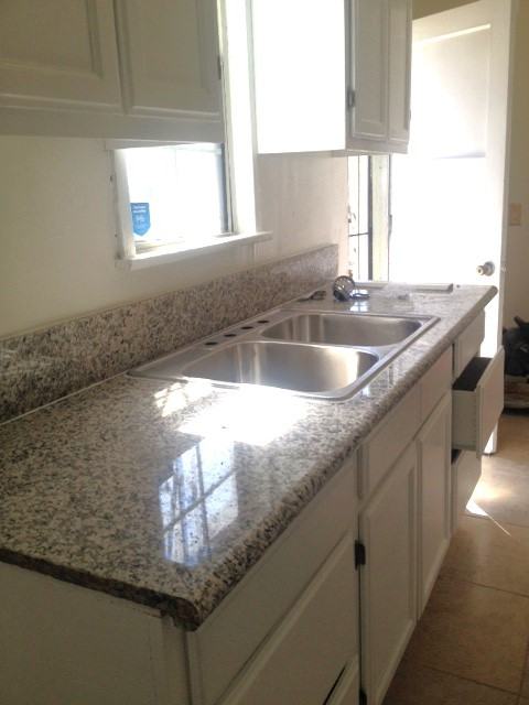 3438 West 78th Street - Photo 3 of 6