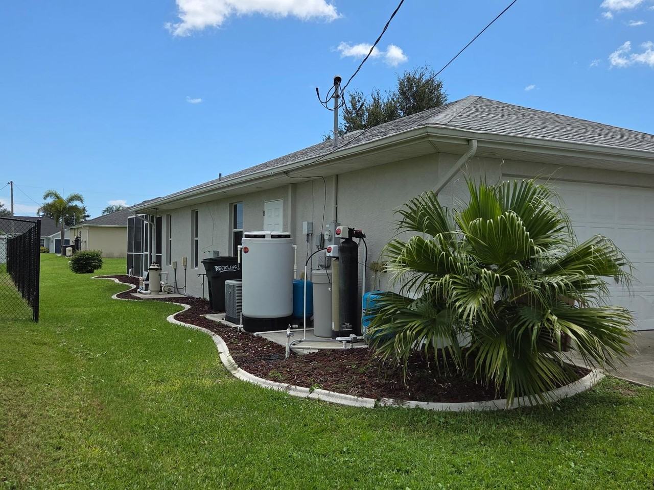 1016 Nw 10th St - Photo 7 of 8