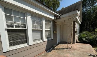 1040 Madison St - Photo 1 of 1