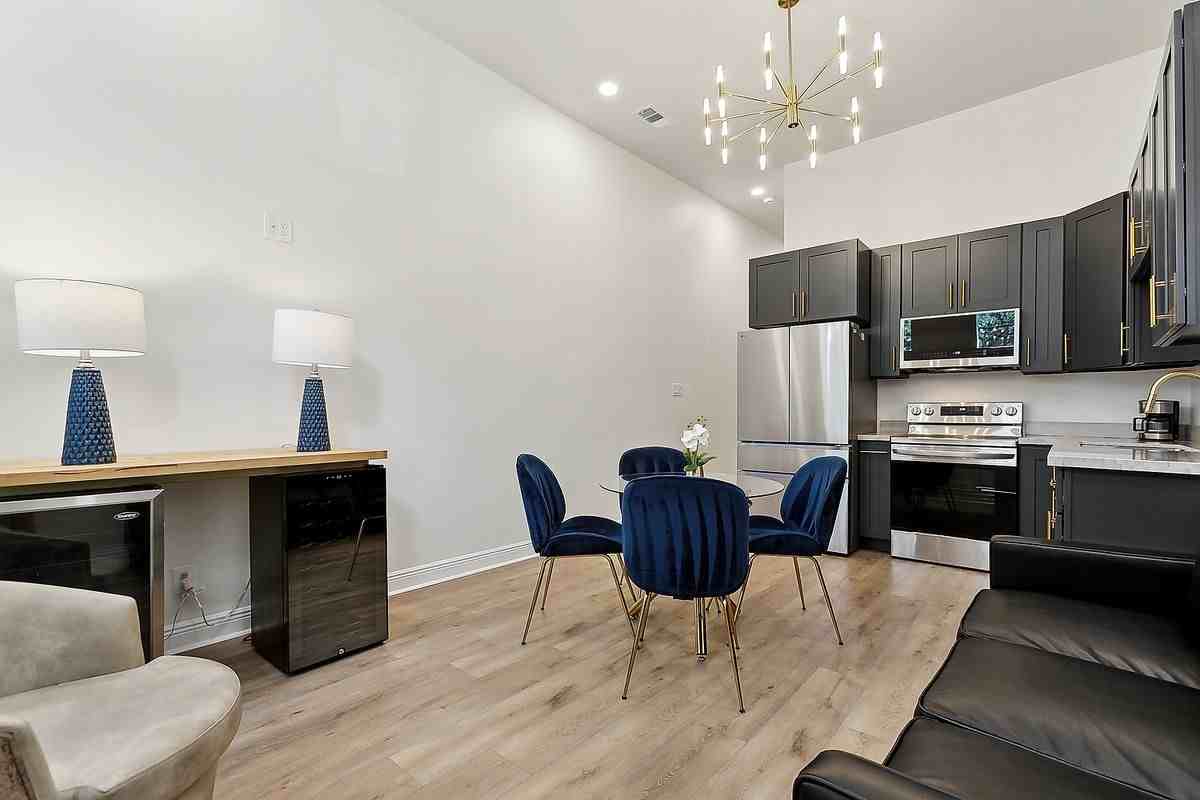 2548 N Galvez St - Photo 3 of 12