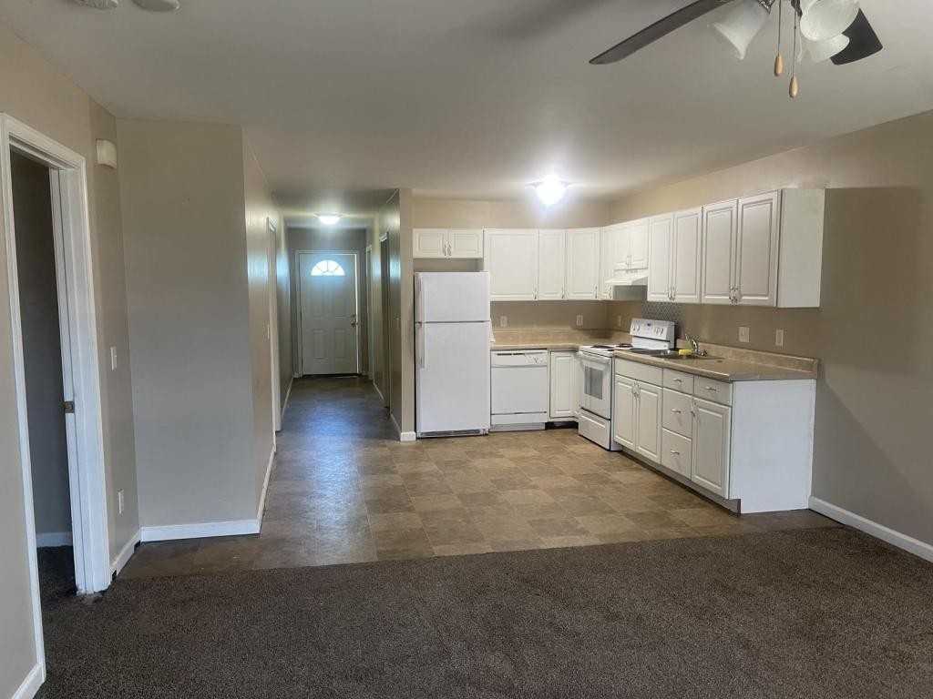 800 Dorris Heights Rd - Photo 3 of 7